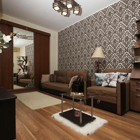 Cozy Apartment on Yevreiska Street Odessa Exterior foto